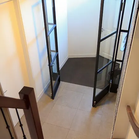 Waterland Apartment *